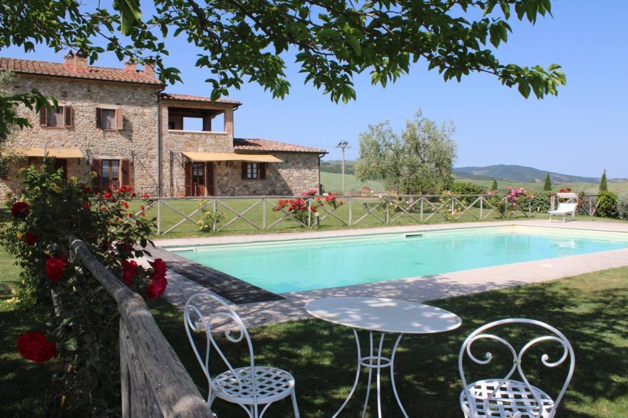 فيلا Campiglia dʼOrciaفي Agriturismo La Paciarella المظهر الخارجي الصورة